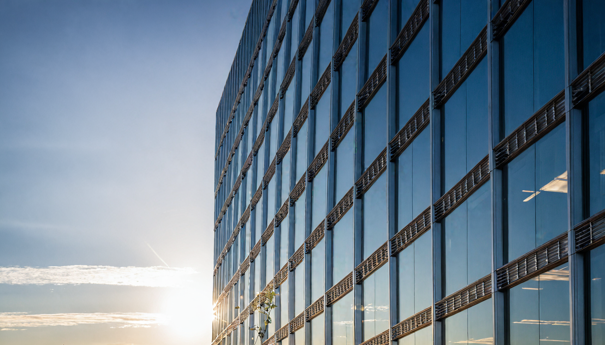 Aluminio: El Protagonista en la Nueva Era de las Fachadas Arquitectónicas
