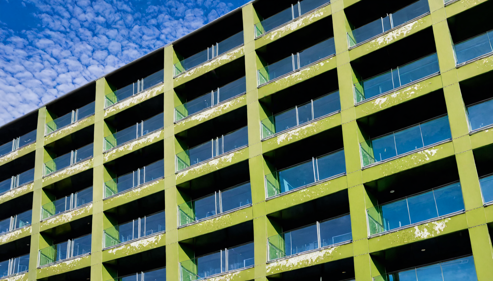 Arquitectura Verde: Algas Transforman la Construcción con Bioplásticos